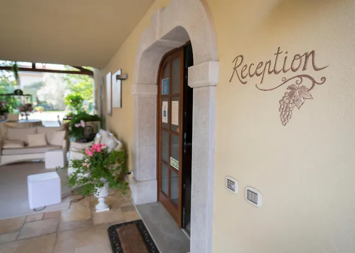 Wine Luisa Farmház *